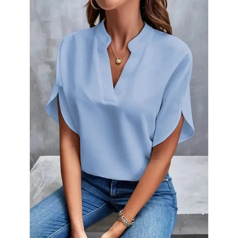 Lightweight Women's Tummy-Concealing Blouse