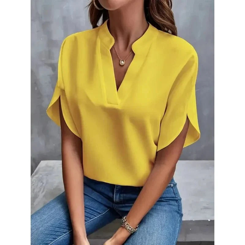 Lightweight Women's Tummy-Concealing Blouse