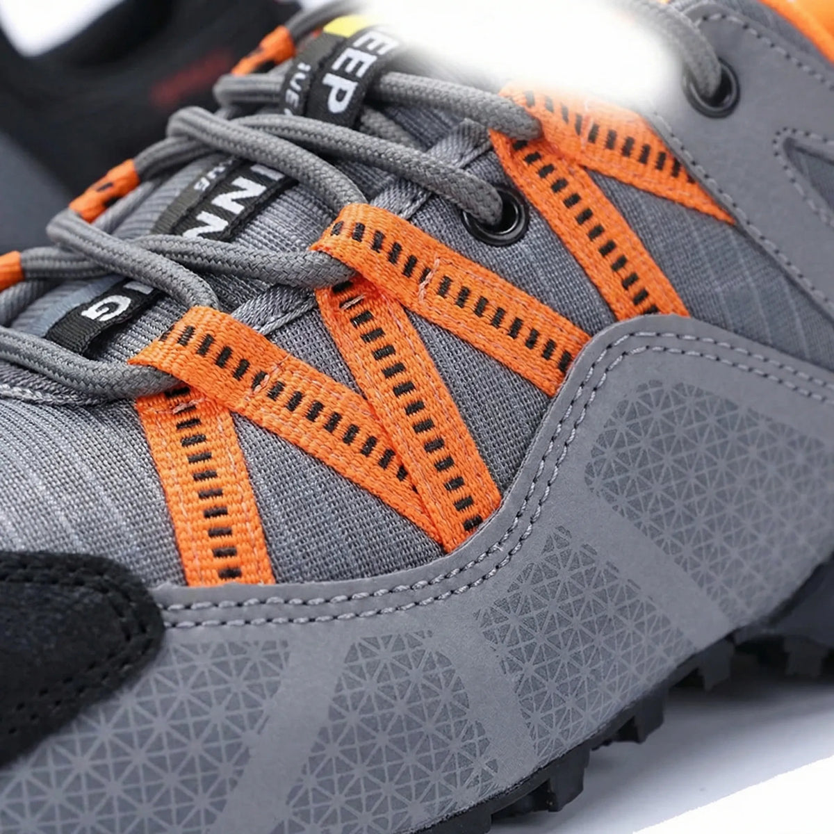 Low-Cut Lace-Up Outdoor Trainers