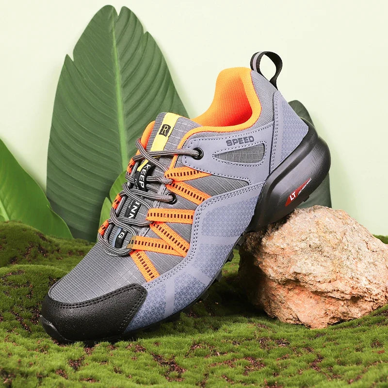 Low-Cut Lace-Up Outdoor Trainers