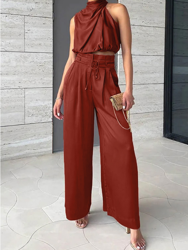 Luxurious Two-Piece Set with Elegant Top and Trousers for Party and Everyday Wear