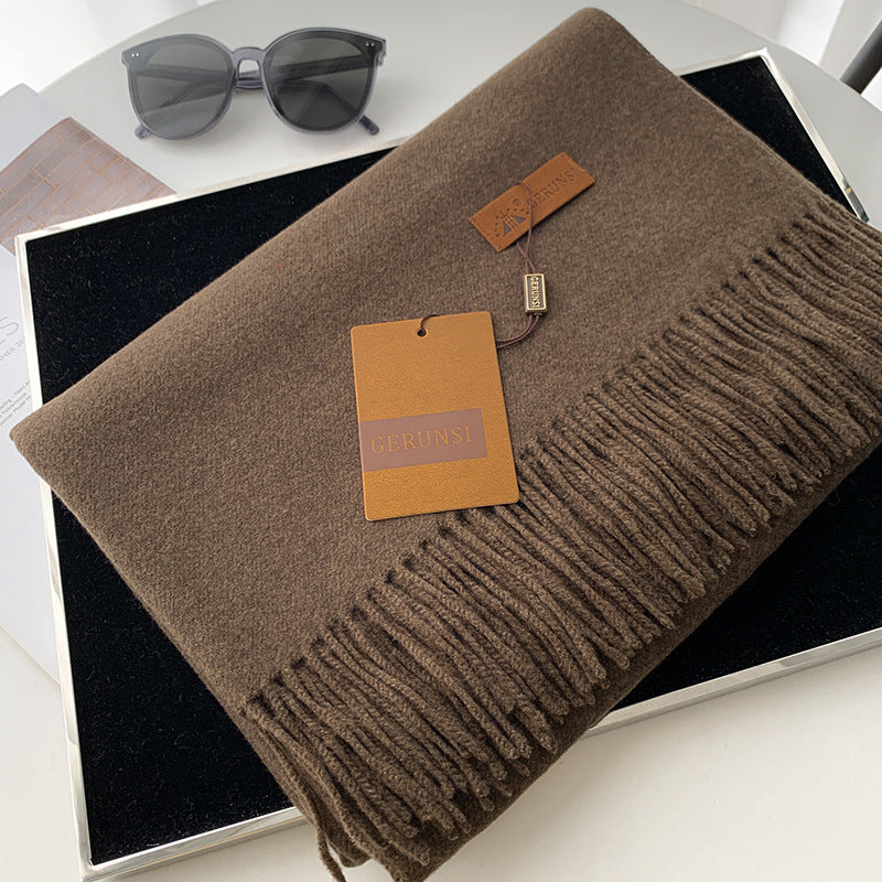 Luxury Cashmere Scarf – Elegance, Warmth & Comfort
