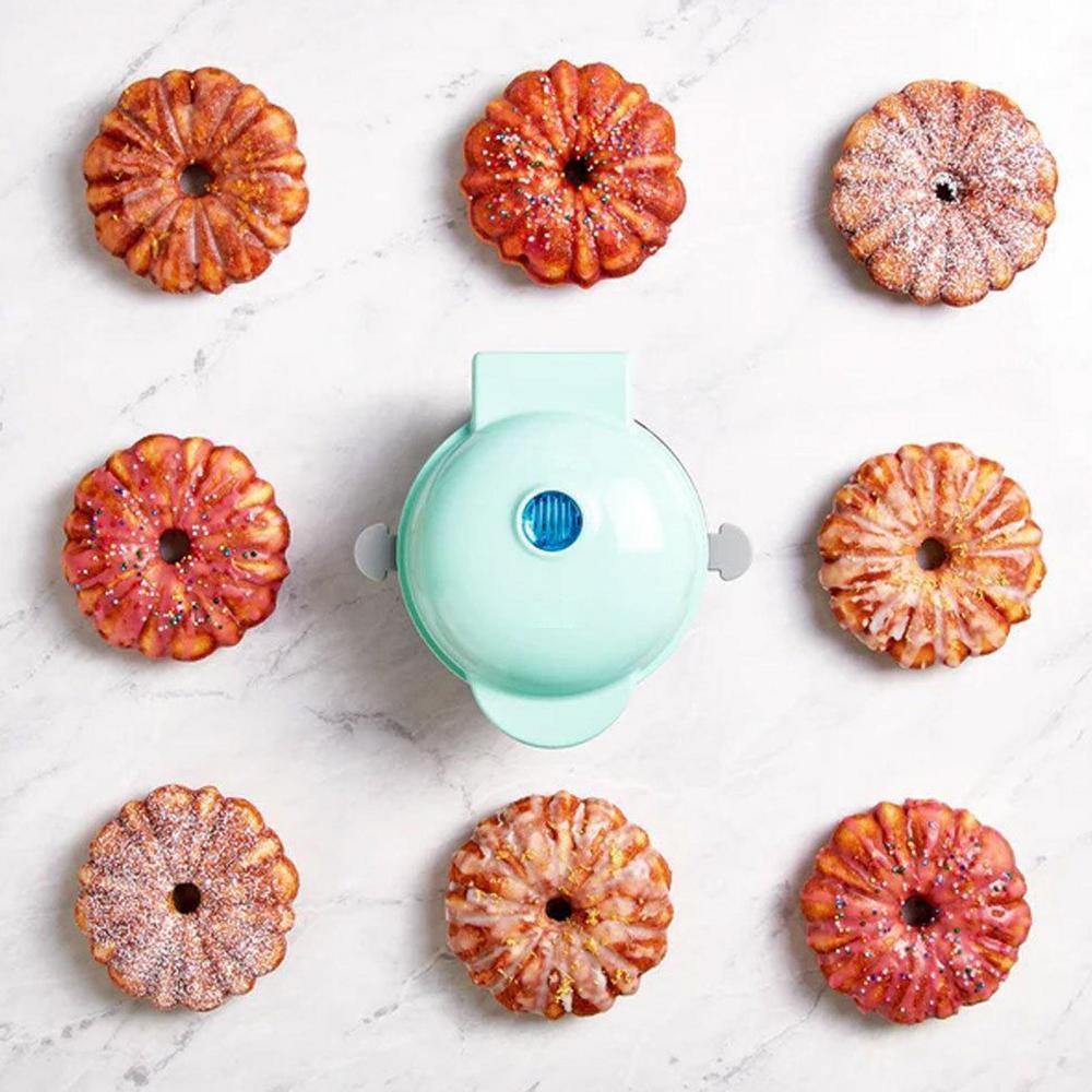 Make bundt cake in a few minutes