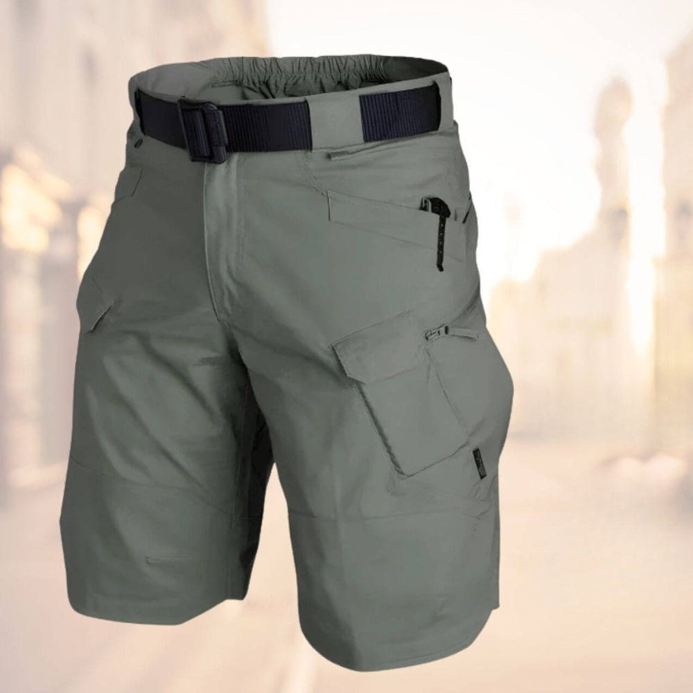 Men's Belted Knee-Length Cargo Shorts