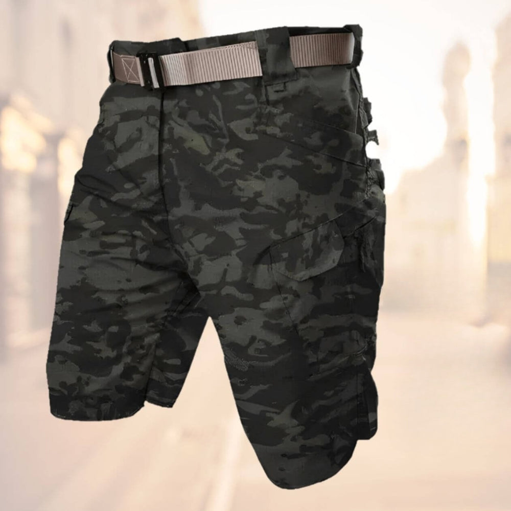 Men's Belted Knee-Length Cargo Shorts