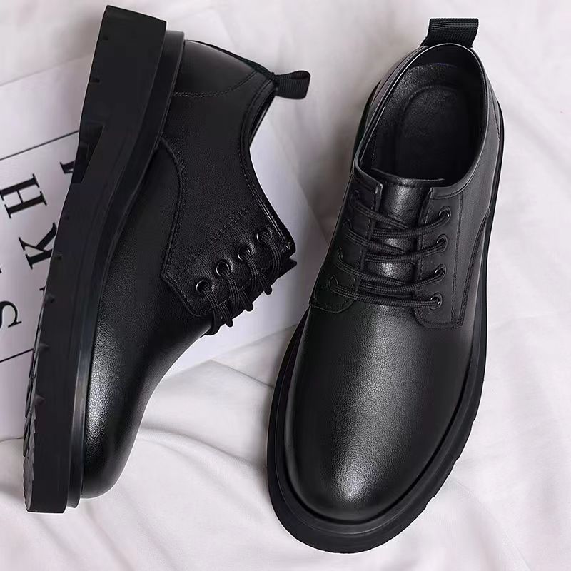 Men's Lace-Up Oxford Style Shoes