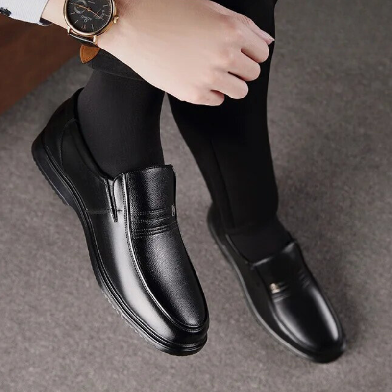 Men's Leather Loafers with Elegant Design