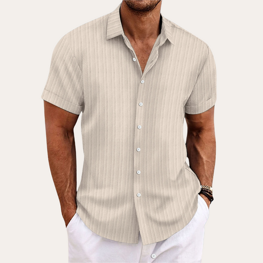 Men's Short-Sleeve Button-Down Shirt
