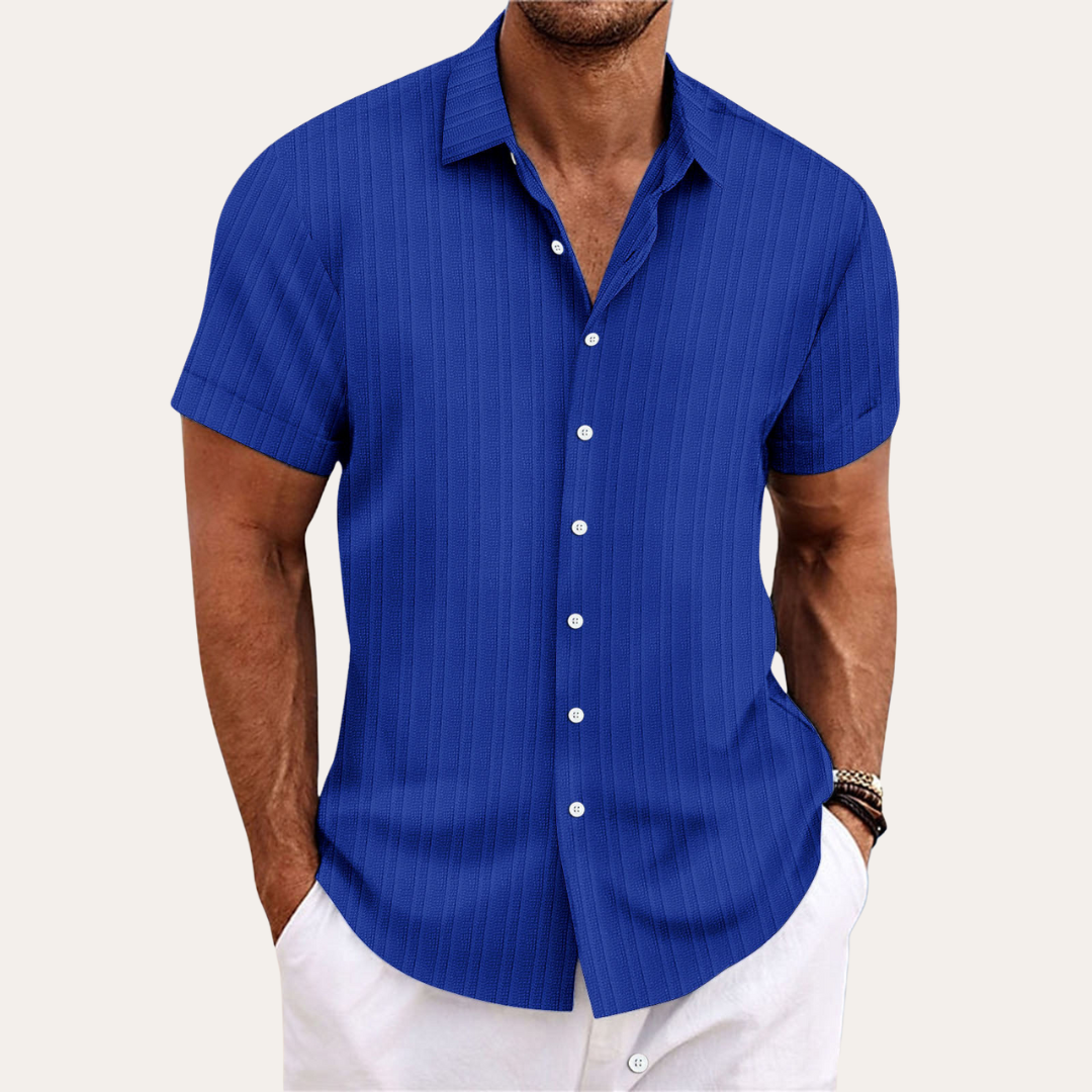 Men's Short-Sleeve Button-Down Shirt