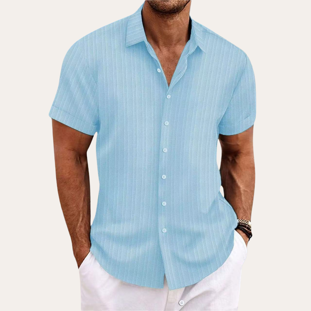 Men's Short-Sleeve Button-Down Shirt