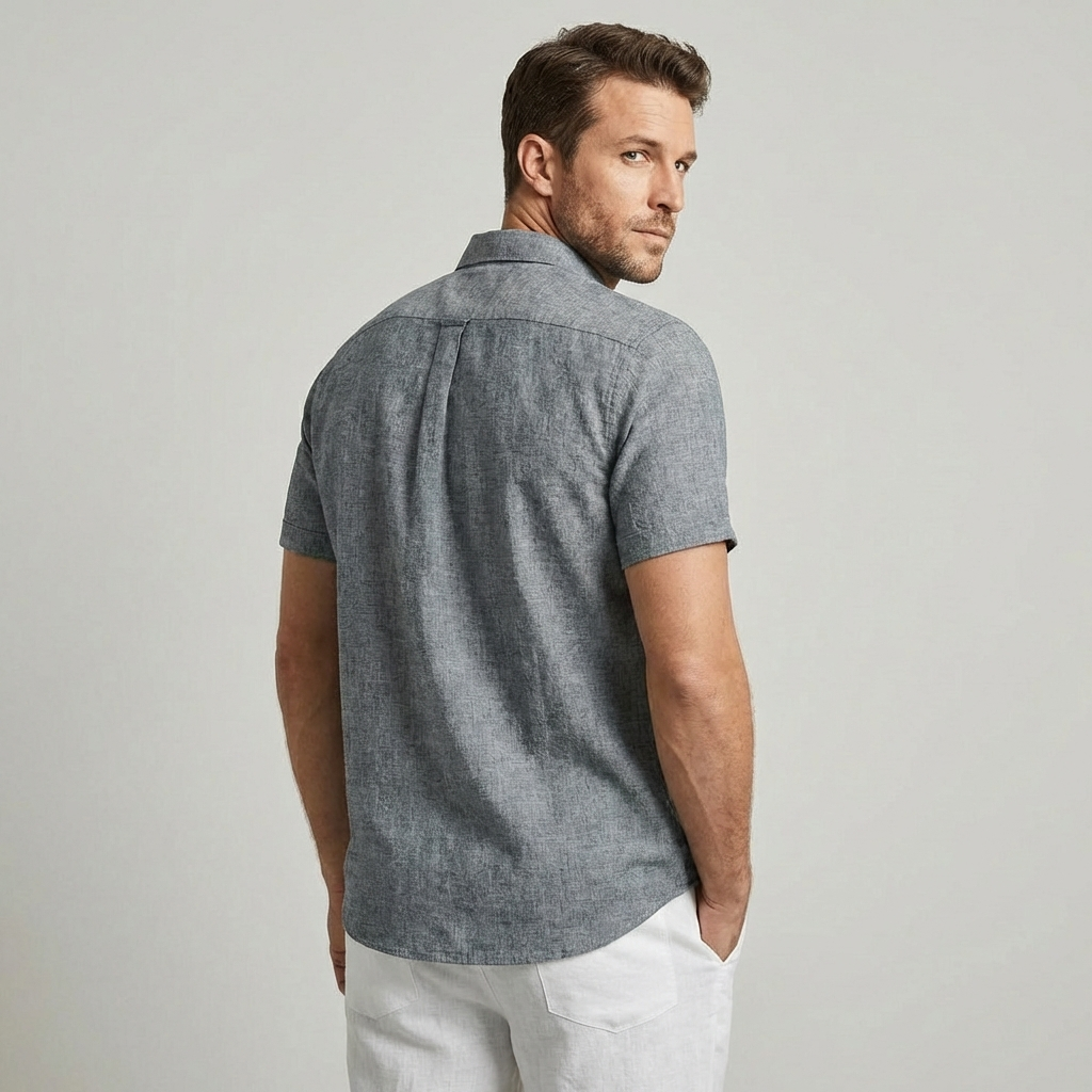 Men's Short-Sleeved Button-Up Shirt
