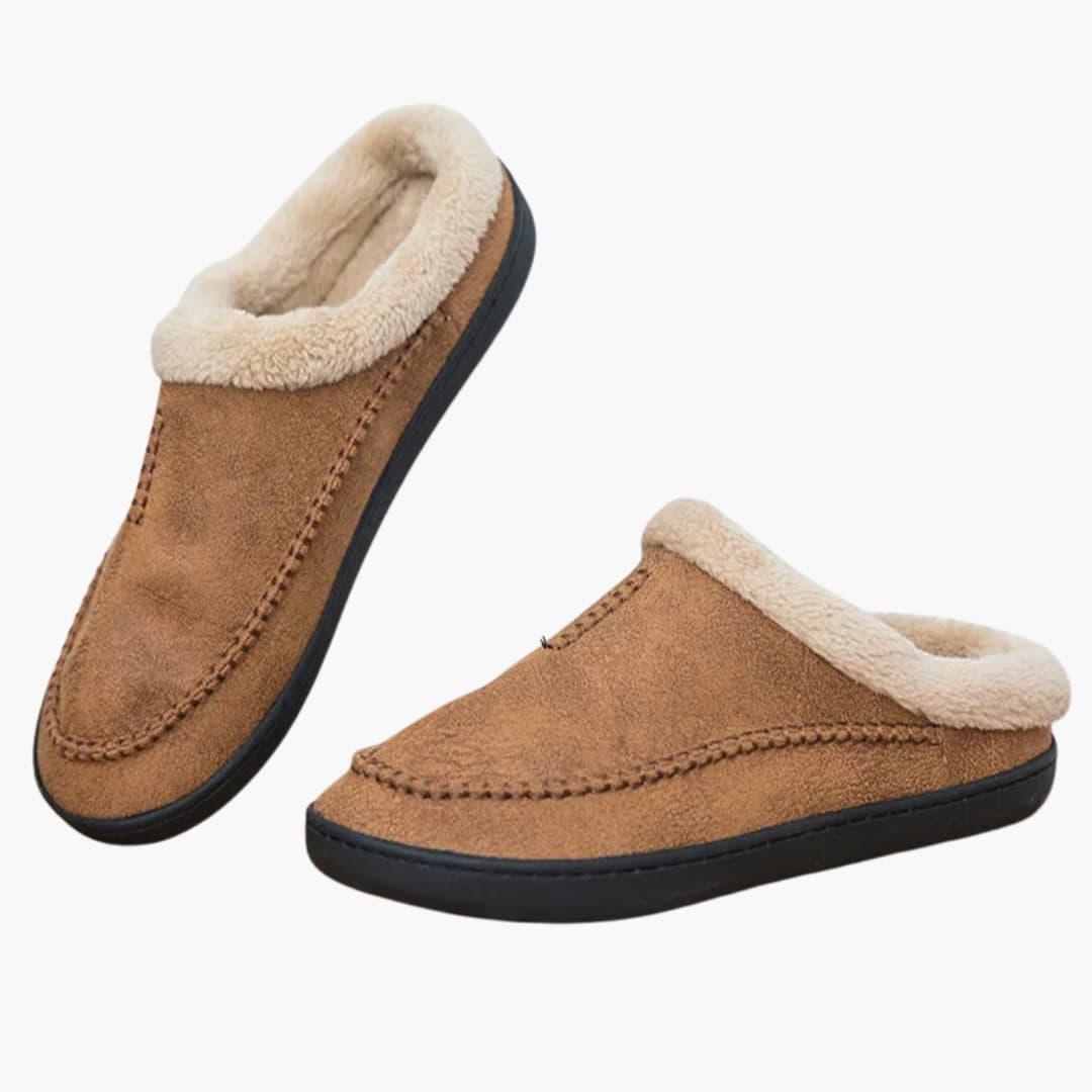 Men's Slip-On Slippers with Plush Lining and Textured Outsole