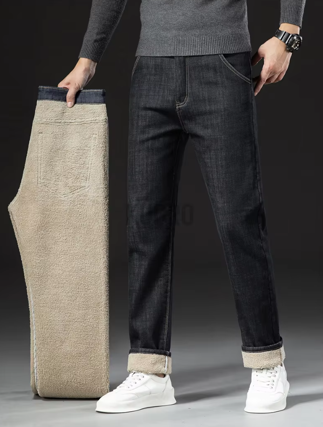Men's Straight-Leg Fleece-Lined Jeans