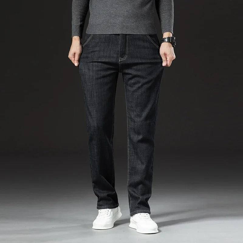 Men's Straight-Leg Fleece-Lined Jeans