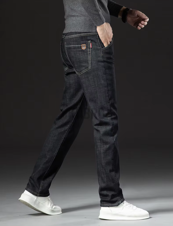 Men's Straight-Leg Fleece-Lined Jeans