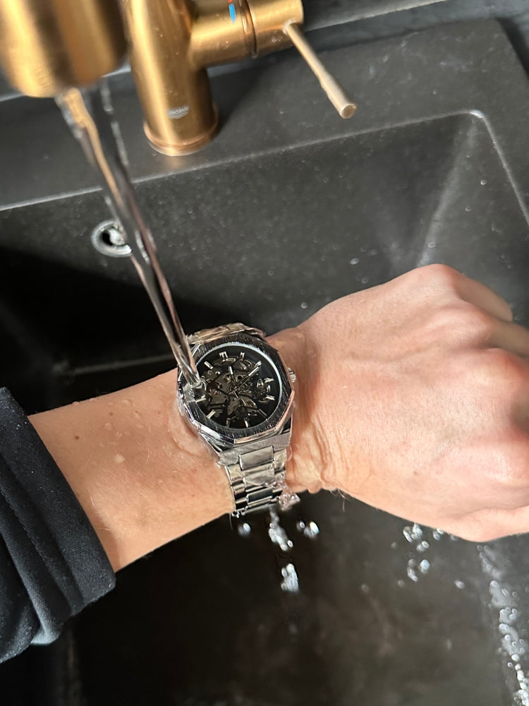 Modern and Elegant Men's Watch | Stylish and Timeless