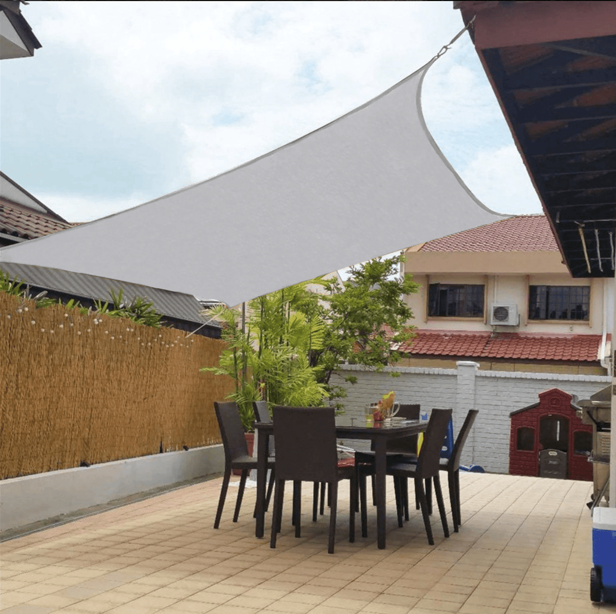 Modern Sun Shade Sail Combining Style and Protection