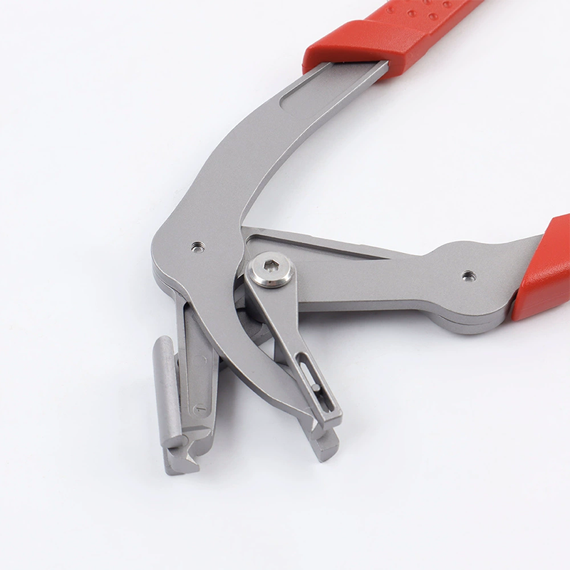 Multifunctional Heavy-Duty Automotive Clamp Removal Pliers