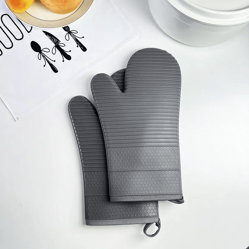 Non-Slip Silicone Oven Gloves for Maximum Heat Protection