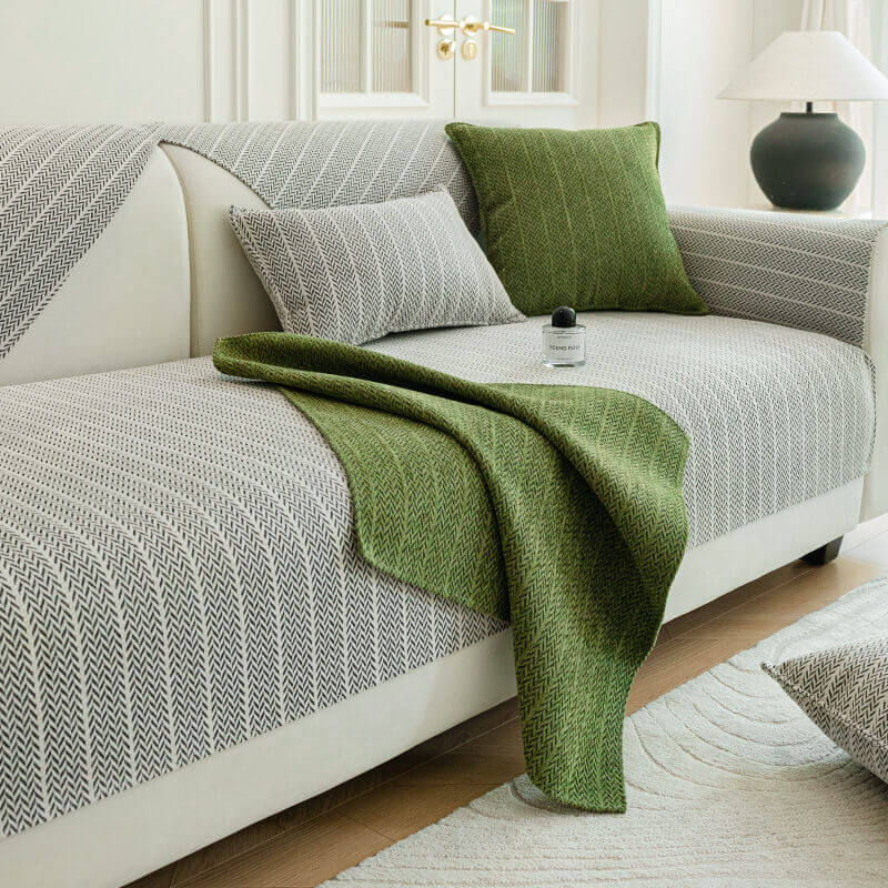 Non-Slip Textured Chenille Sofa Cover – Machine-Washable, Easy-to-Clean & Pet-Hair Resistant for Dogs