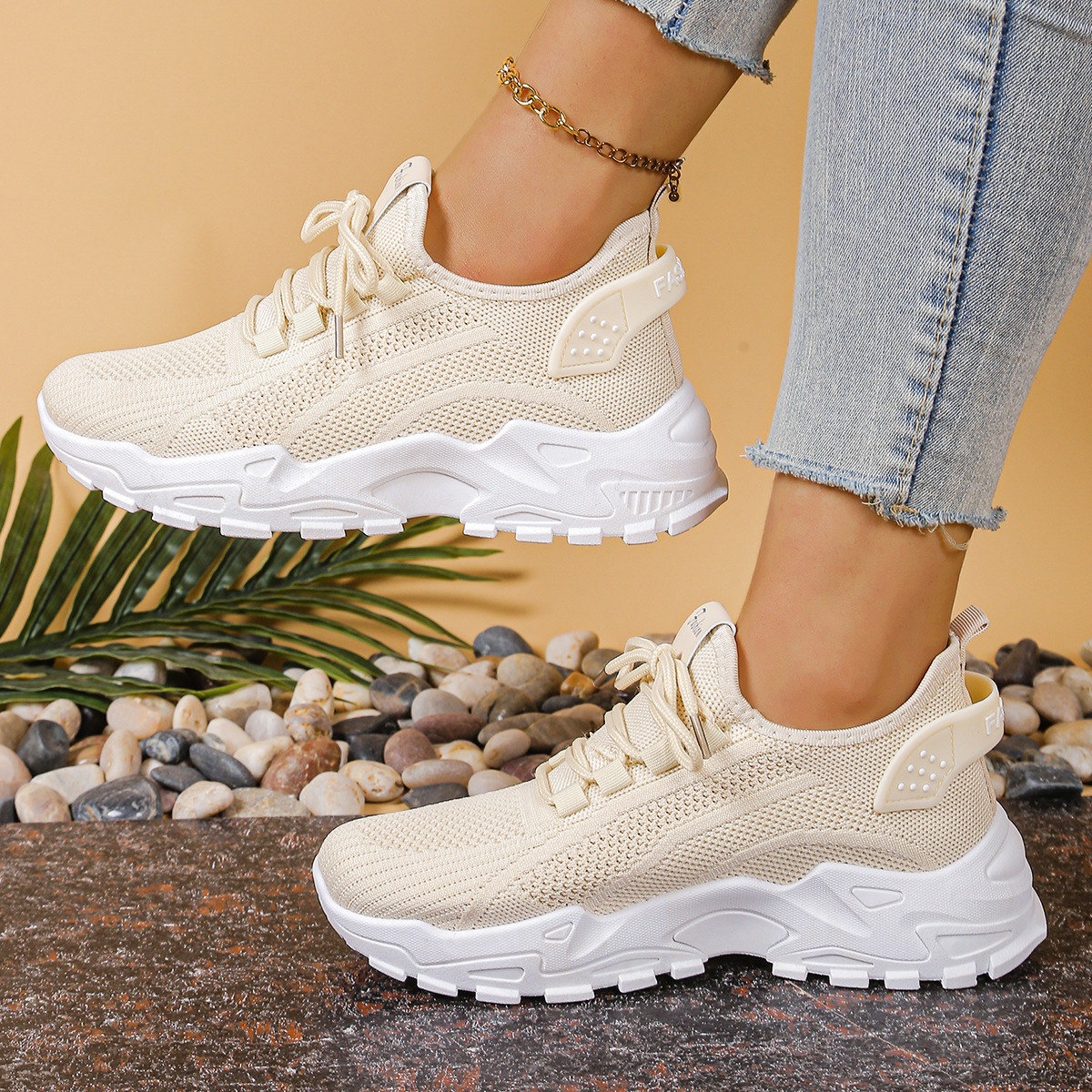 Orthopedic Sneakers with Arch Support and Ergonomic Sole – Wide Toe Box for Maximum Comfort
