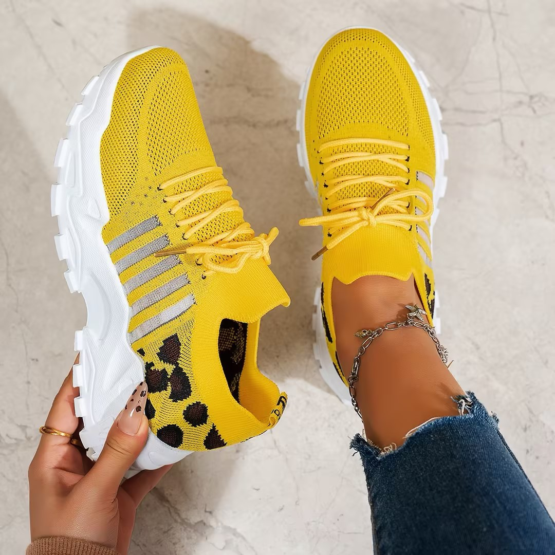 Orthopedic Sneakers with Arch Support and Ergonomic Sole – Wide Toe Box for Maximum Comfort