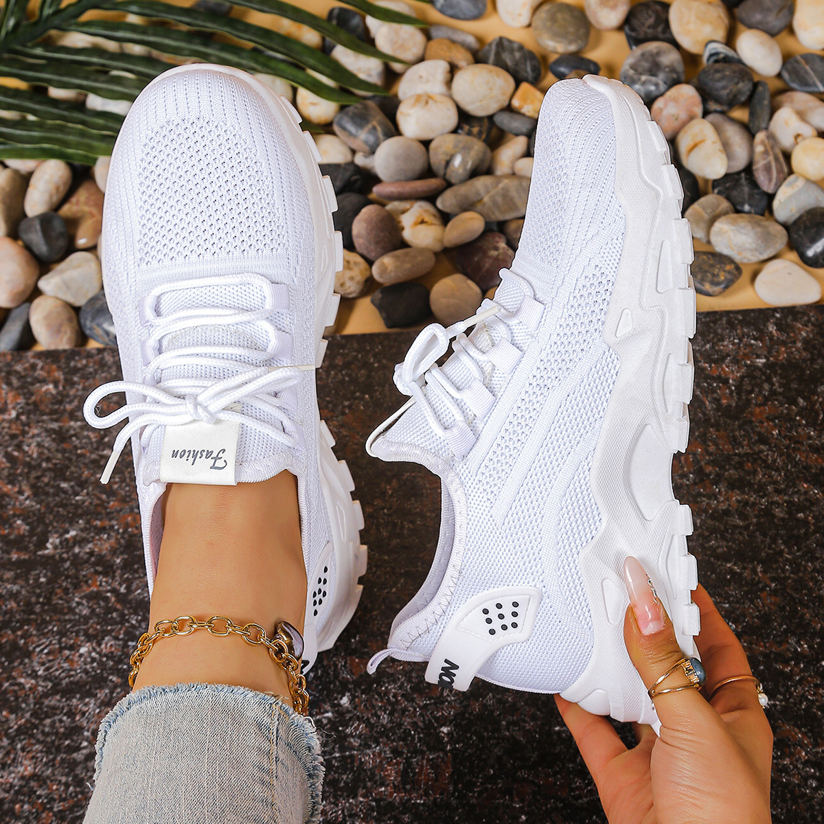 Orthopedic Sneakers with Arch Support and Ergonomic Sole – Wide Toe Box for Maximum Comfort