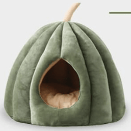 Pumpkin Cat Bed – Warm, Washable & Comfortable Cat Hideaway