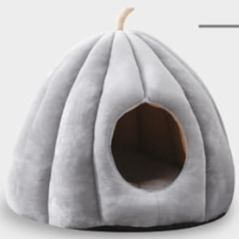 Pumpkin Cat Bed – Warm, Washable & Comfortable Cat Hideaway