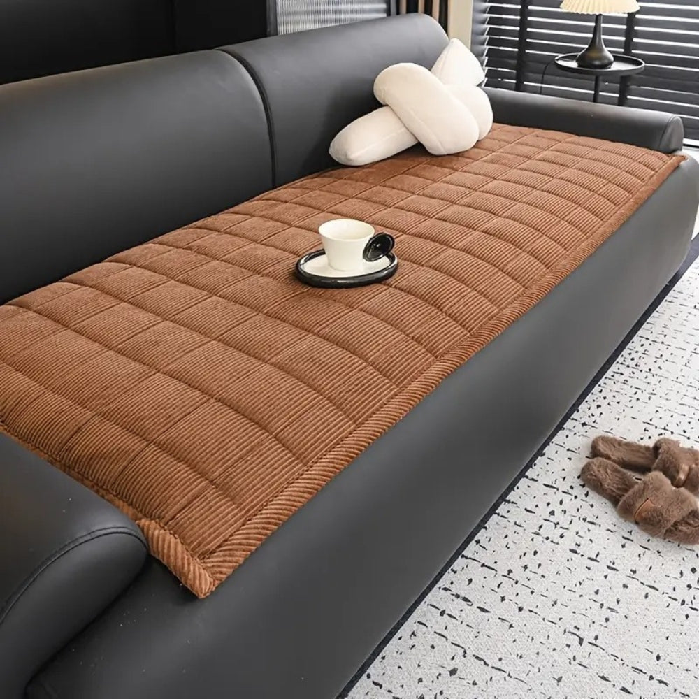 Quilted Couch Cover Mat