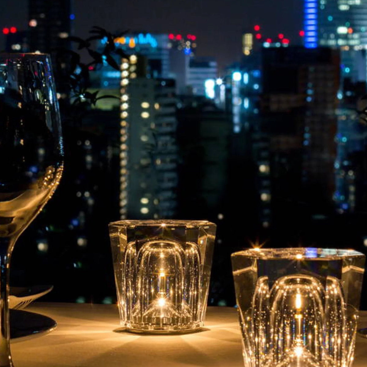 Rechargeable Diamond Crystal Table Lamp