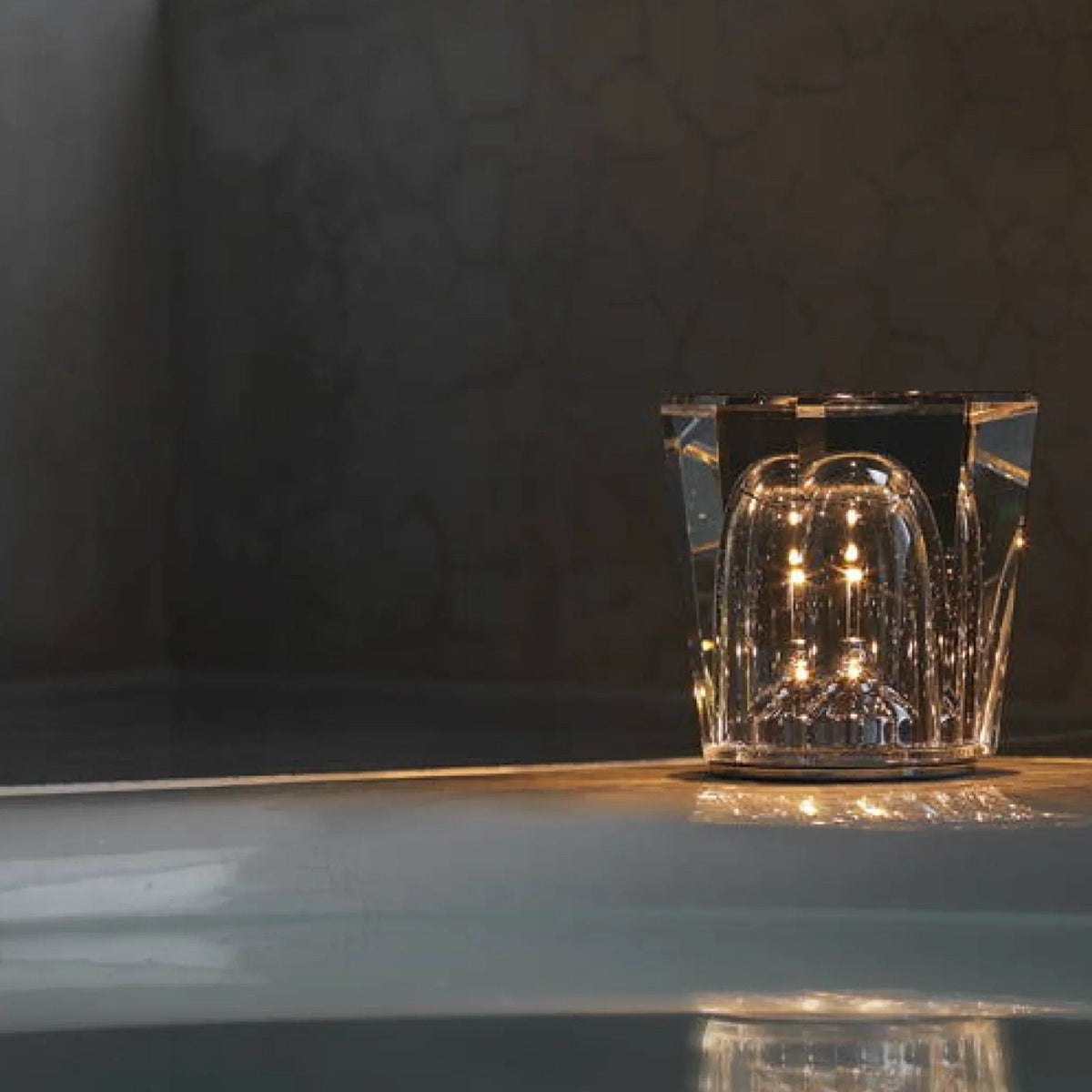 Rechargeable Diamond Crystal Table Lamp