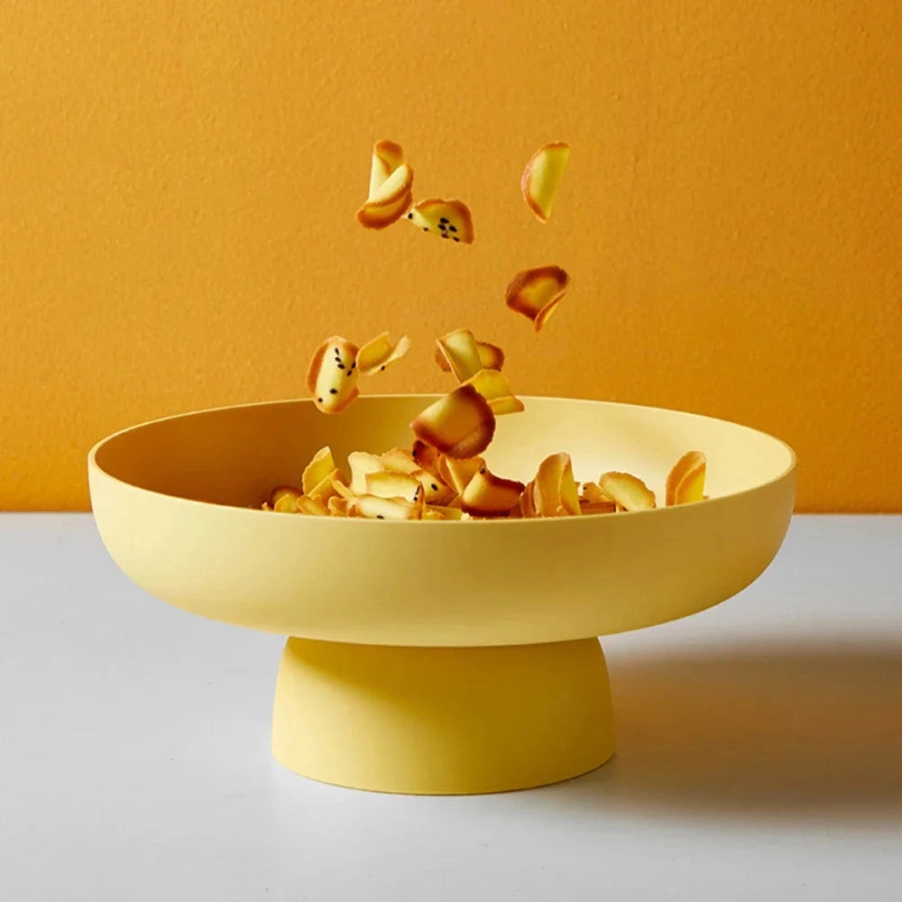Retro Fruit Bowl with Vintage Leaf Design & Ceramic Finish
