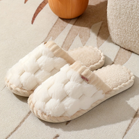 Soft and Warm Closed-Toe Winter Slippers