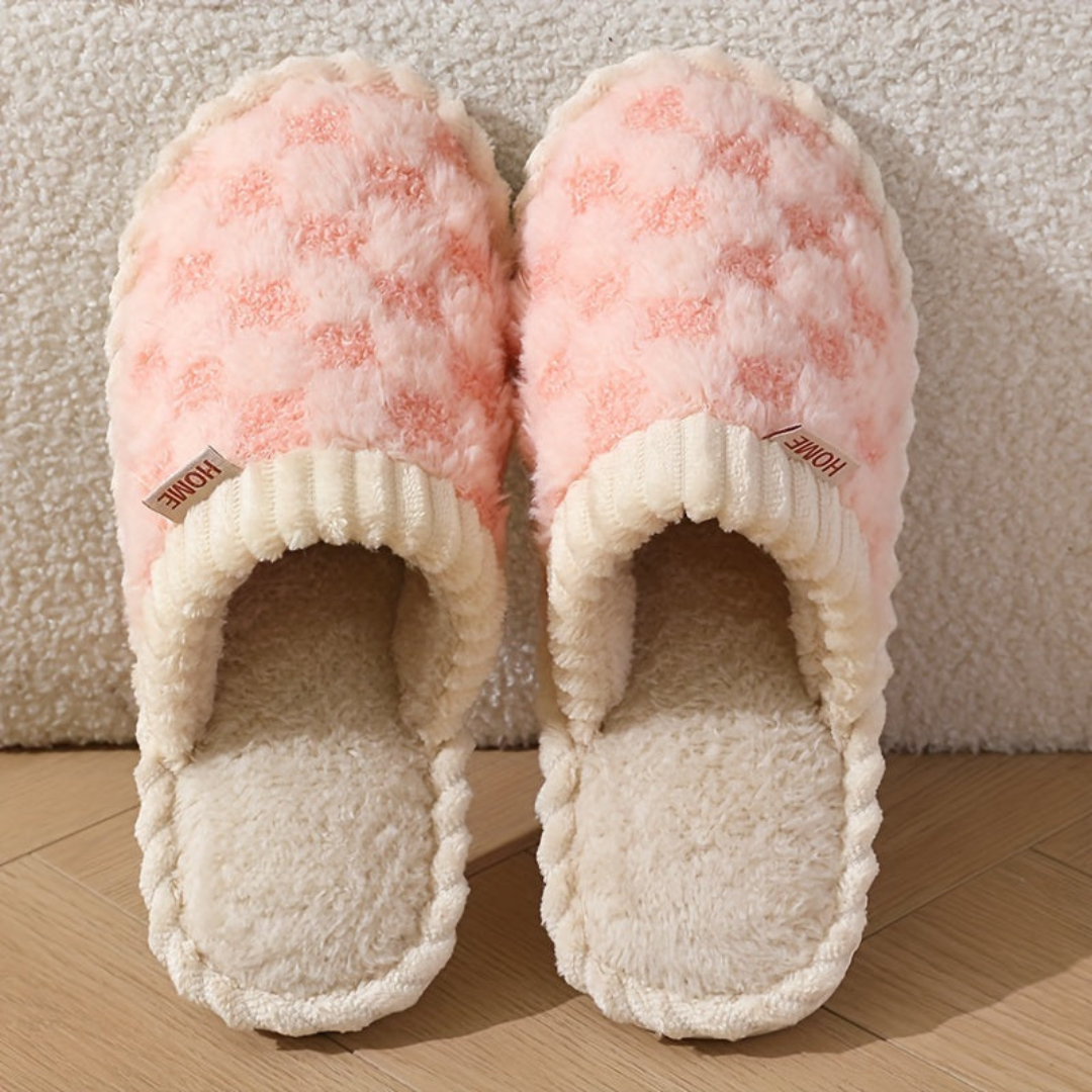 Soft and Warm Closed-Toe Winter Slippers