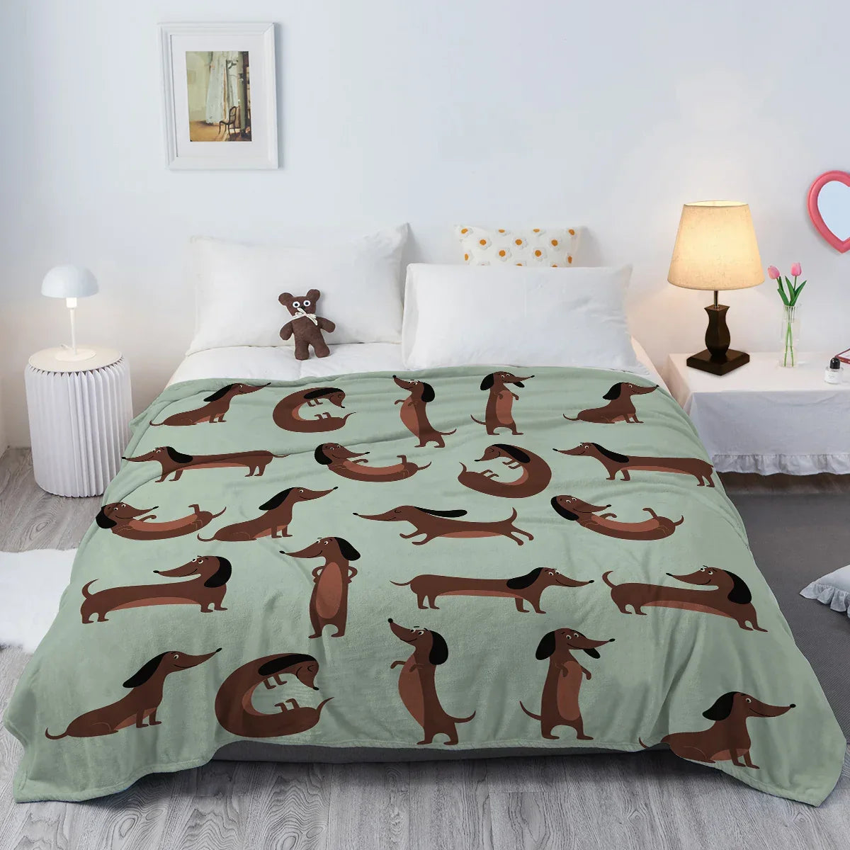 Soft Flannel Dachshund Print Fleece Blanket for Sofa and Bed