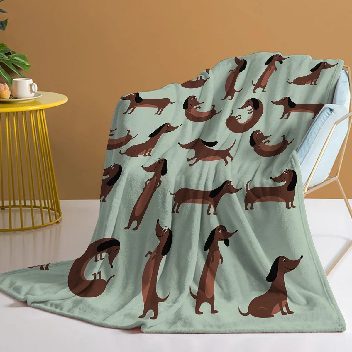 Soft Flannel Dachshund Print Fleece Blanket for Sofa and Bed