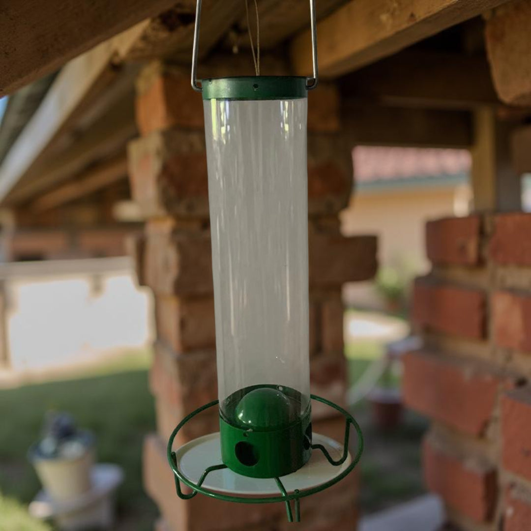 Squirrel-Proof Metal Hanging Tube Bird Feeder for Garden and Outdoor Use