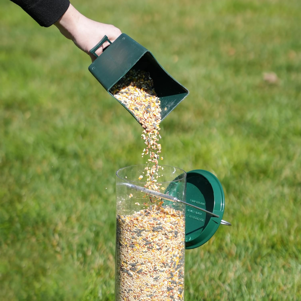 Squirrel-Proof Metal Hanging Tube Bird Feeder for Garden and Outdoor Use