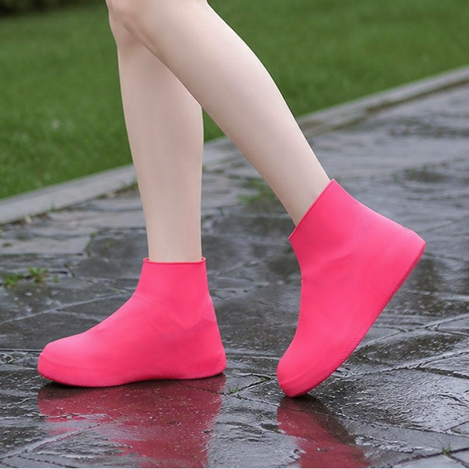 Stretch-Fit Waterproof Shoe Covers