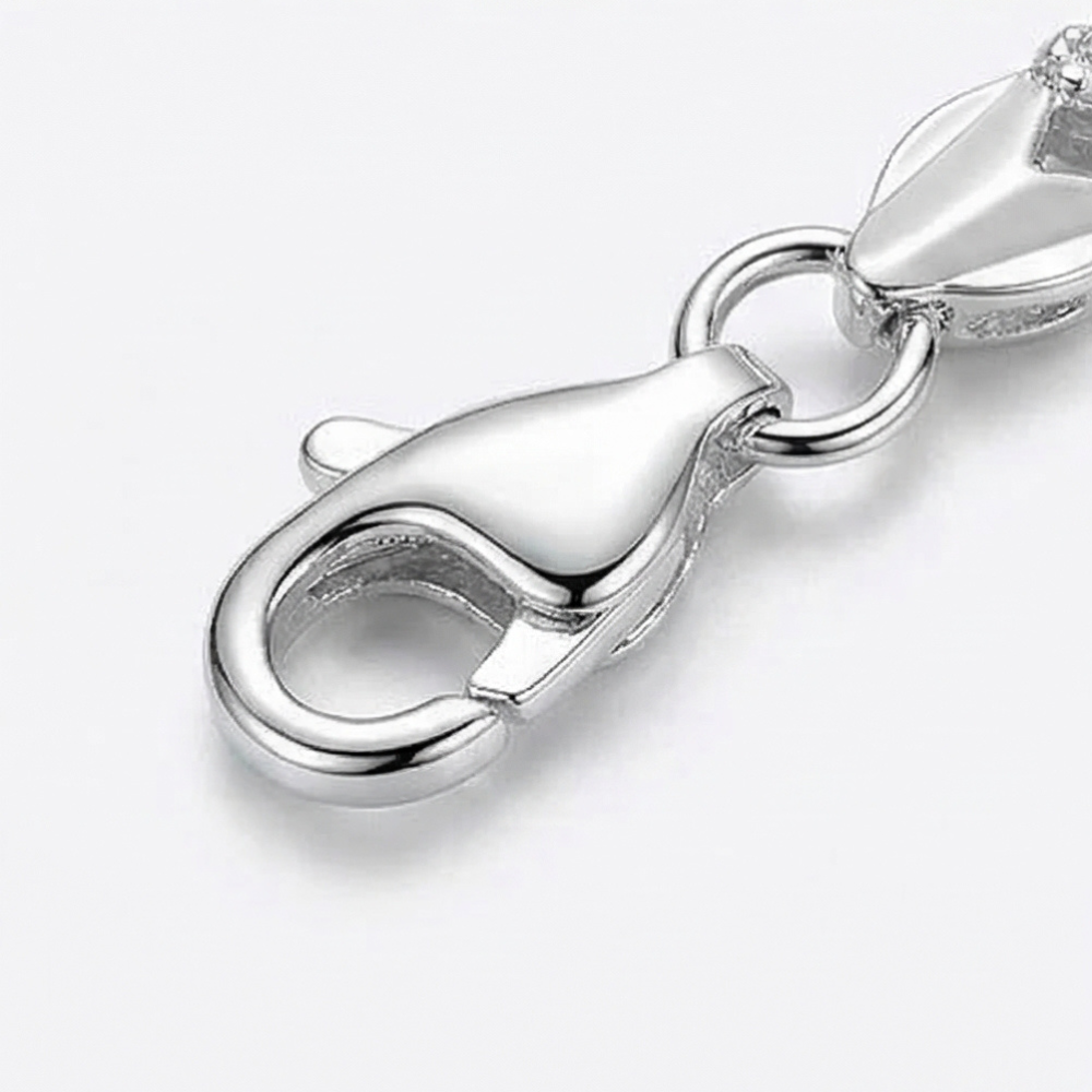 Textured Silver Clover Chain Bracelet