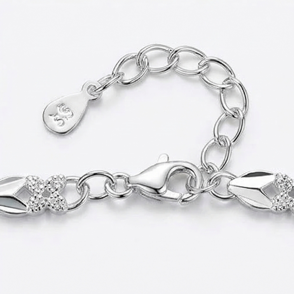 Textured Silver Clover Chain Bracelet