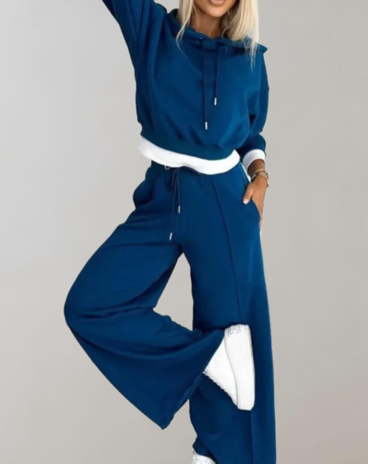 Two-Piece Set - Sweater & Wide-Leg Pants