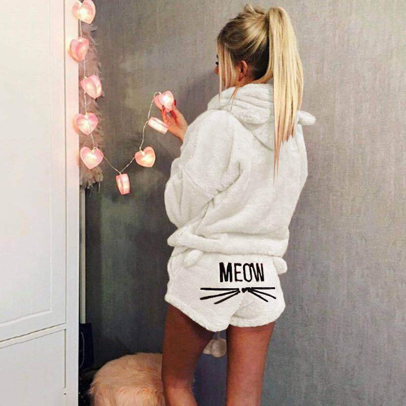Ultra-Comfortable Fleece Lounge Pyjama Set with Cat Details