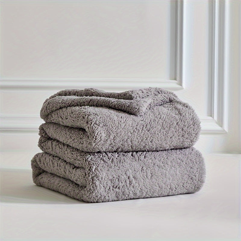 Ultra-Soft Sherpa Fleece Blanket – Warm and Comfortable for Home