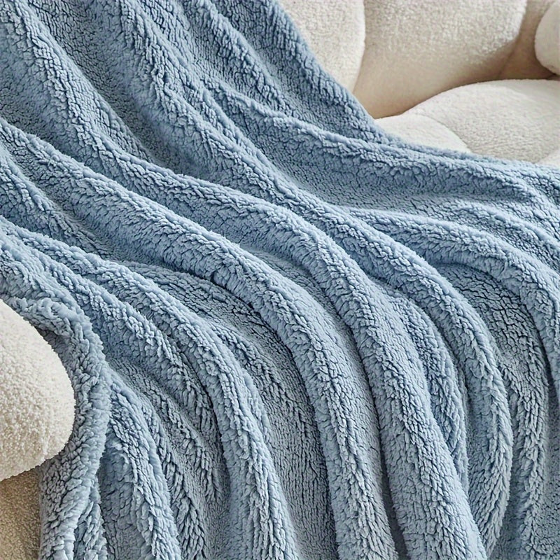 Ultra-Soft Sherpa Fleece Blanket – Warm and Comfortable for Home
