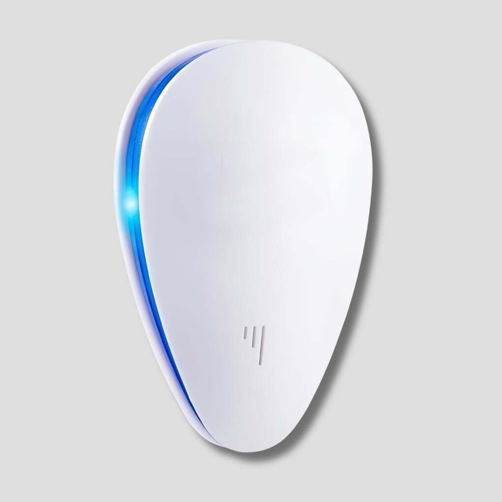Ultrasonic Pest Repeller for Effective Pest Control