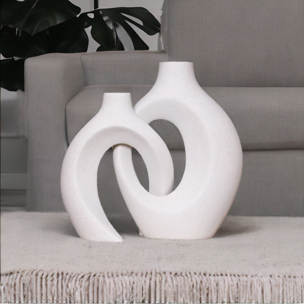 Unique Flower Vase - Intertwined Design