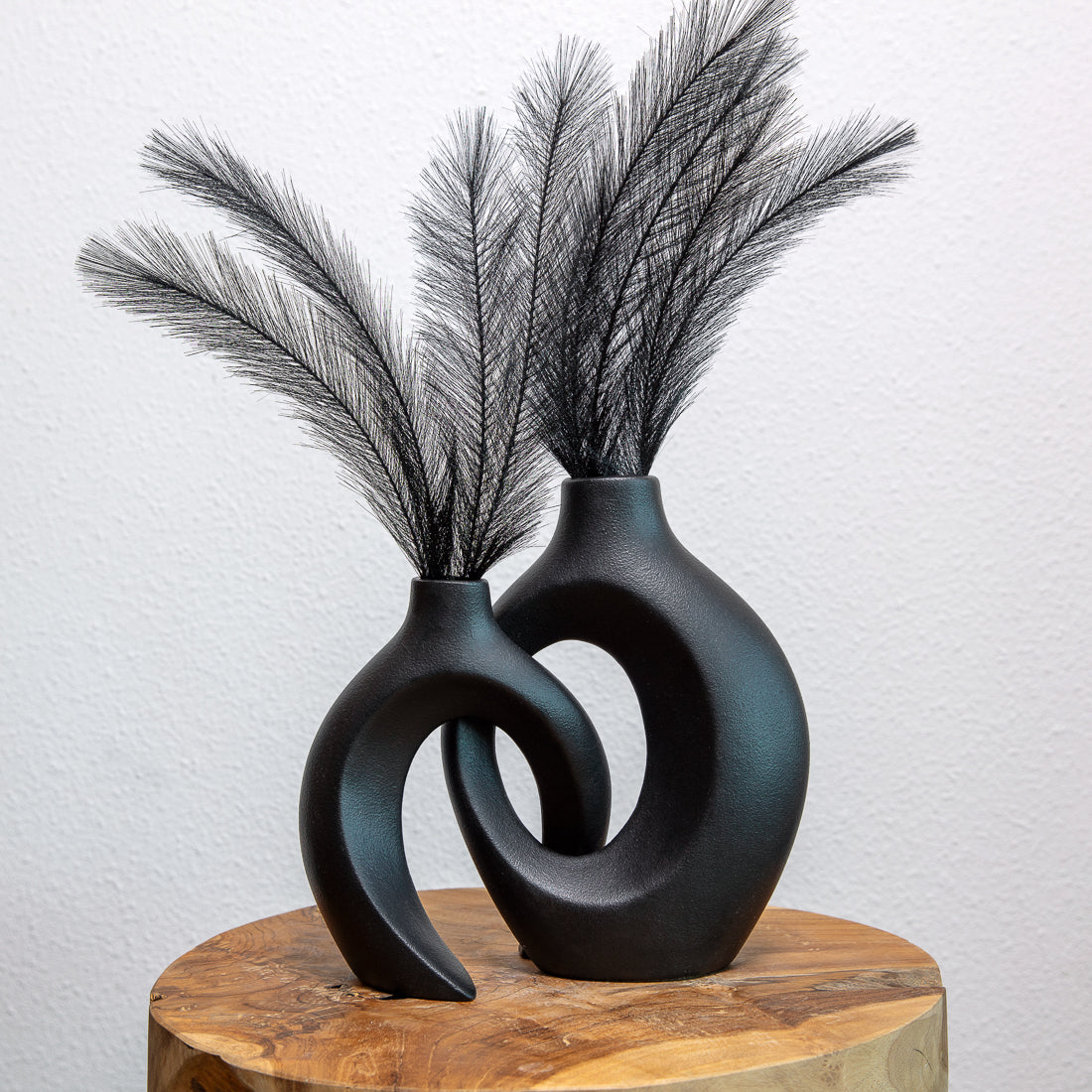 Unique Flower Vase - Intertwined Design