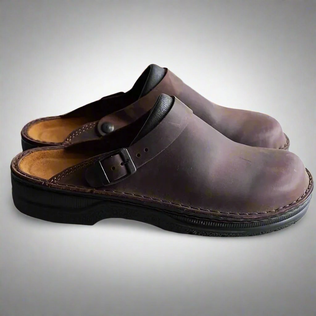 Unisex Clogs with Buckle Strap